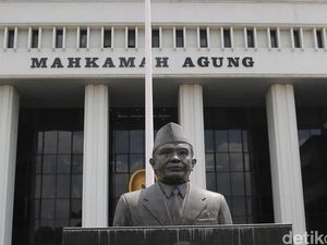 Awal Mula Sopan Meringankan di Putusan hingga Dikomentari MA