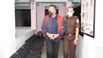 Potret Trio Hakim Pembebas Ronald Tanur dengan Tangan Terborgol