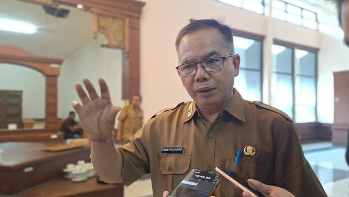 Kepala Disnakertrans Nusa Tenggara Barat (NTB) I Gede Putu Aryadi. (Nathea Citra/detikBali)