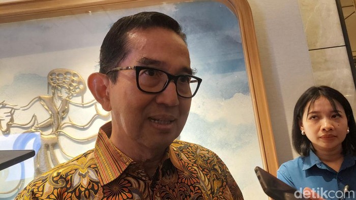 Kepala Badan Badan Bank Tanah Parman Nataatmadja