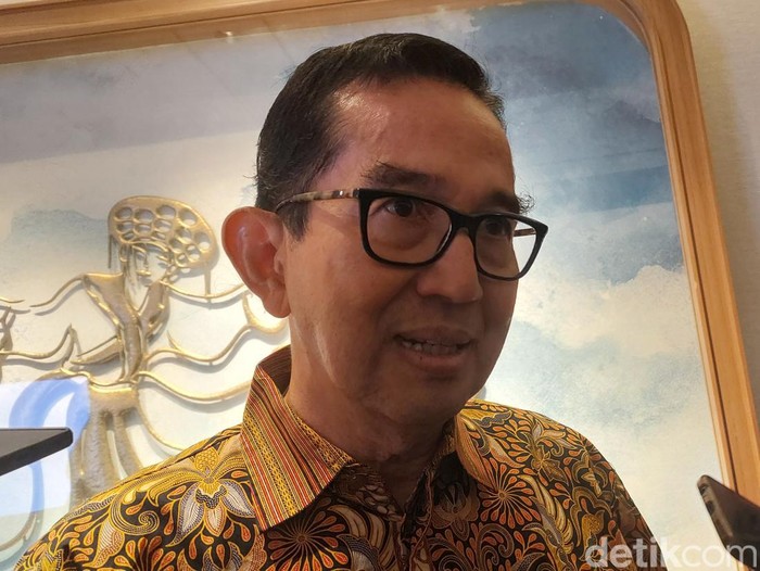 Kepala Badan Badan Bank Tanah Parman Nataatmadja