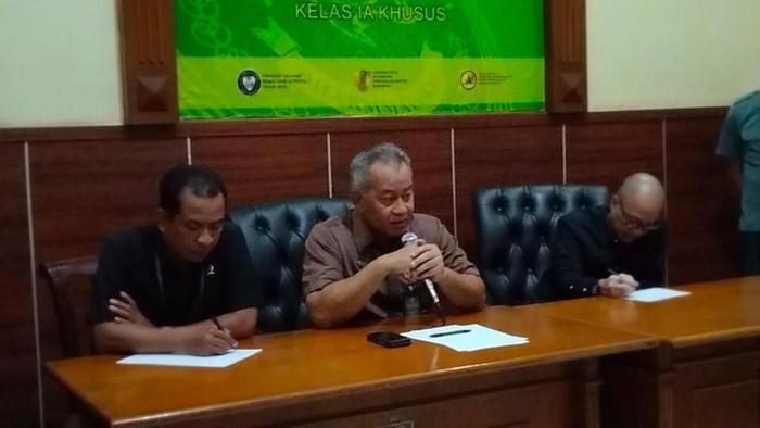 Ketua PN Surabaya Dadi Rachmadi