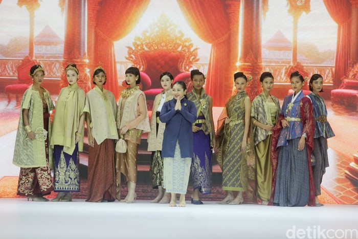 Koleksi 3 Desainer Cita Tenun Indonesia [CTI] di Jakarta Fashion Week 2025