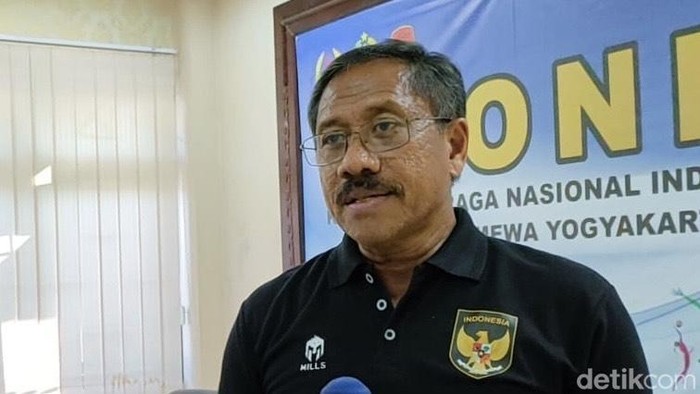 Ketua Umum KONI DIY, Djoko Pekik Irianto di Kantor KONI DIY, Kamis (24/10/2024).
