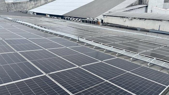 Marak Pengunaan Solar Panel untuk Tekan Emisi Karbon