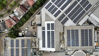 Penerapan teknologi solar panel ini juga mampu menghasilkan 1,029,288 kWh energi listrik setiap tahunnya, yang cukup untuk memenuhi 8,5% kebutuhan energi listrik yang dibutuhkan pusat perbelanjaan.