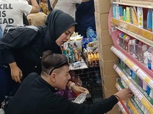 Keinginan Medina Zein Usai Bebas Tercapai: Belanja ke Minimarket Keinginan Medina Zein Usai Bebas Tercapai: Belanja ke Minimarket