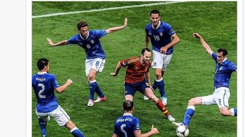 Pedri vs 5 pendekar...Foto: X.com