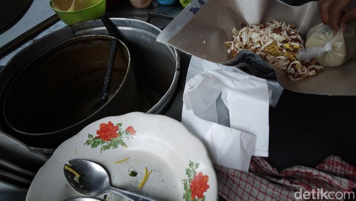 Mie Koclok Mang Udin