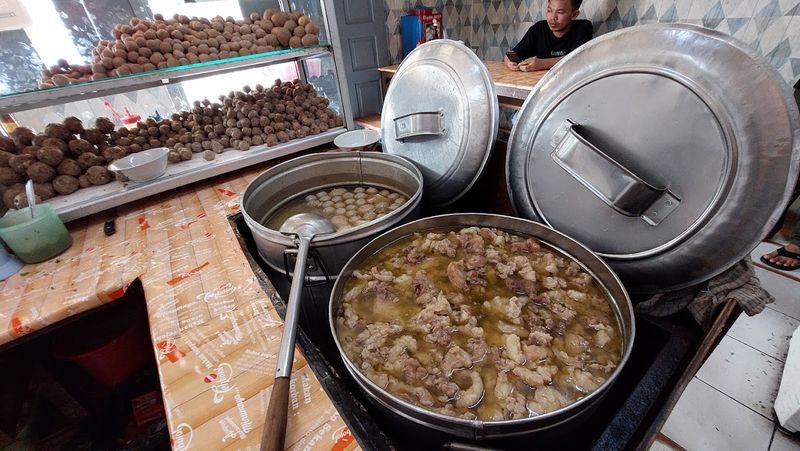 Pakai Topping Tetelan Melimpah 5 Bakso Ini Gurihnya Mantul