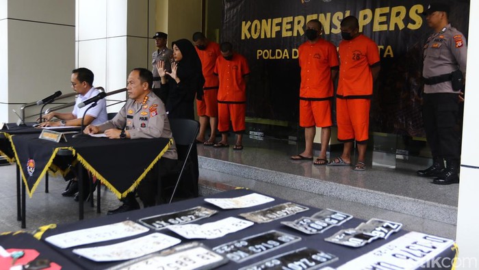 Jajaran Ditreskrimum Polda DIY membongkar sindikat curanmor yang beraksi di 32 TKP.