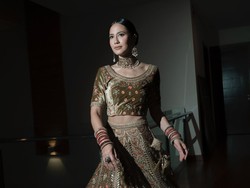 8 Pesona Pevita Pearce di Malam Berinai, Cantik Menawan Jadi Wanita India