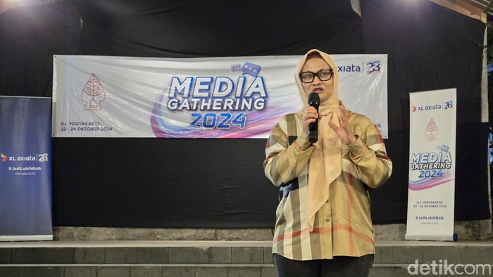 Presiden Direktur & CEO XL Axiata, Dian Siswarini