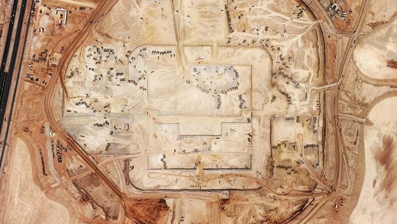 Progres penggalian lokasi Mukaab, kota modern di Riyadh, Arab Saudi.