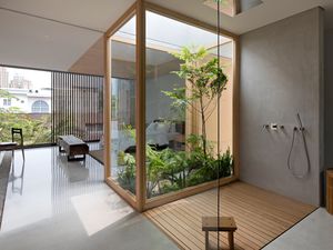 Jurus Arsitek Desain Rumah Futuristis yang Terang, Adem, dan Minim Perawatan