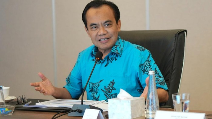 Sekretaris Menteri Koordinator (Sesmenko) Bidang Perekonomian RI Susiwijono Moegiarso selaku Ketua Dewan Pengawas BP Batam.