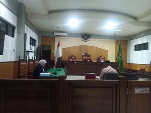 Terlibat Korupsi Rp 1,3 Miliar, Eks Kadishub Dompu Dituntut 8 Tahun Bui