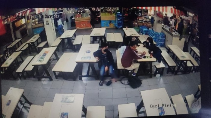 Video pencurian modus geser tas di kampus Universitas Indonesia (UI) viral di medsos