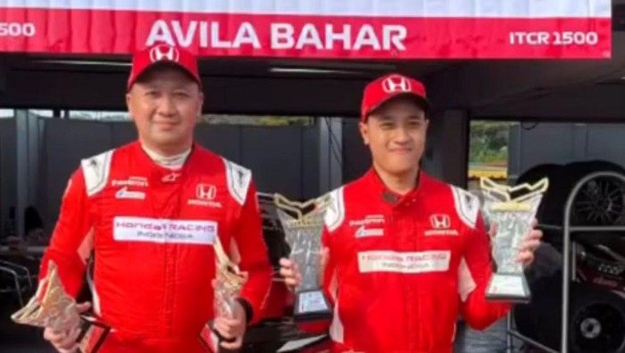 Alvin Bahar dan Avila Bahar