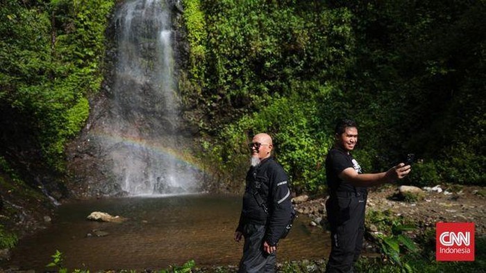 Curug Ceret Naringgul di Cianjur