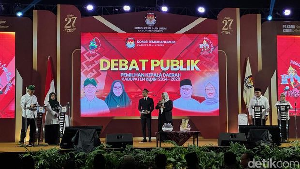 Debat perdana Pilbup Kediri 2024.