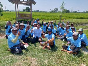Petani Magetan Dukung Khofifah-Emil di Pilgub Jatim karena Sudah Teruji
