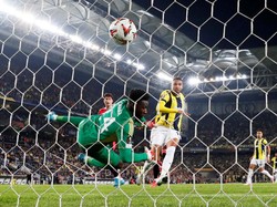 Pada babak kedua, Youssef En-Nesyri berhasil membobol gawang MU pada menit ke-49. Tandukan penyerang Maroko itu usai menyambut umpan silang Allan Saint-Maximin tak bisa dibendung Onana.  