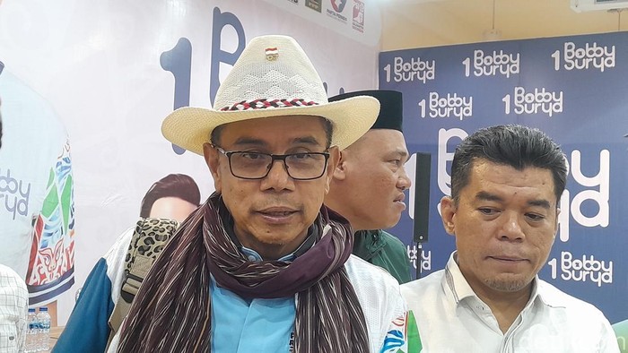 Hinca Pandjaitan di Rumah Pemenangan Bobby-Surya di Medan