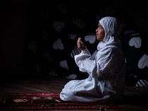Bacaan Doa Istighosah Lengkap: Arab, Latin, dan Terjemahan
