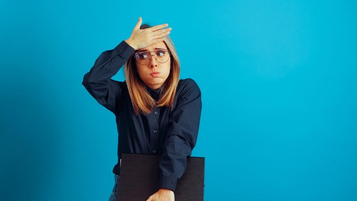 Cerita Gen Z di Minimarket saat Jam Koma: Struk Disimpan, Minumannya Dibuang