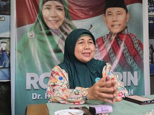 Rohmi-Firin Pilih Blusukan daripada Gelar Kampanye Akbar