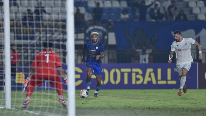 Laga Persib Bandung vs Lion City Sailors.