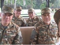 Penampilan Para Menteri Pakai Seragam Loreng Saat Pembekalan di Magelang