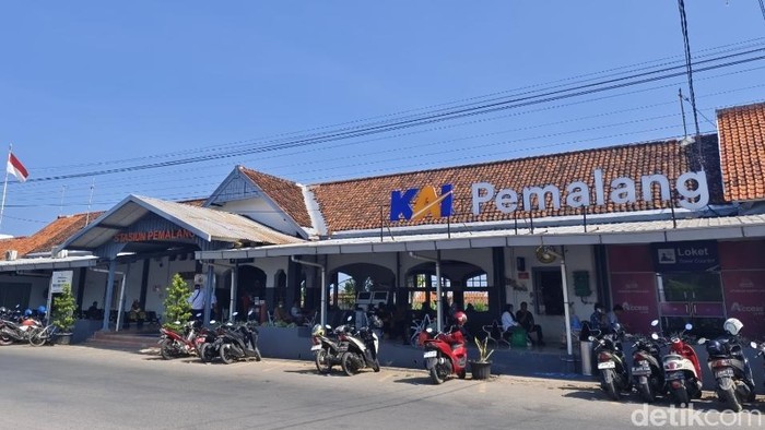 Nampak depan Stasiun Pemalang, Jumat (25/10/2024).