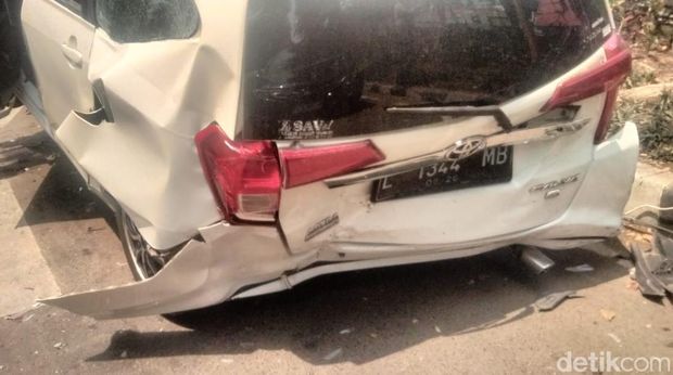 pelaku pencurian disergap disergap di jalan darmo tepatnya taman bungkul