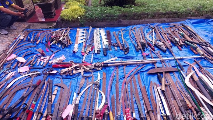 Pemusnahan 271 Senjata Tajam oleh Polrestabes Kota Medan.
