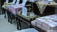 Zarof Ricar, mantan pejabat MA itu awalnya diduga terlibat suap dalam mengamankan vonis Ronald Tannur di tingkat kasasi.