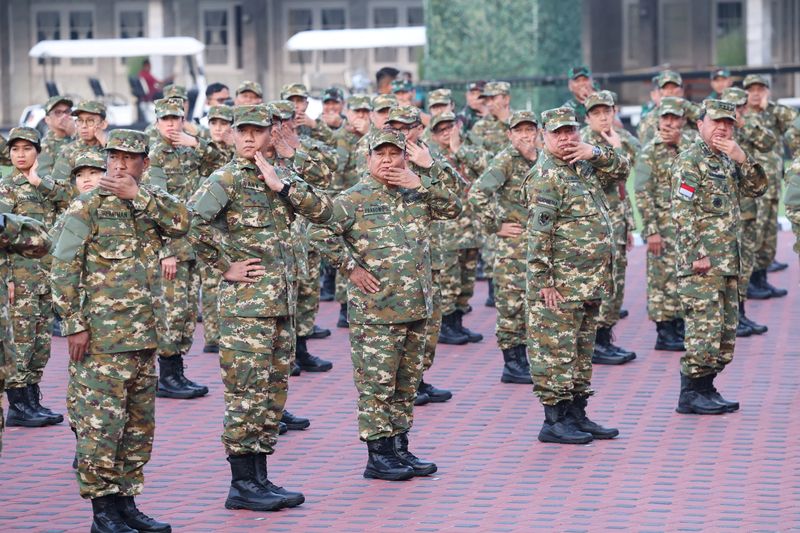 Newly appointed cabinet?ministers stand during the retreat at a military academy in Magelang, Central Java province, Indonesia, Indonesia, October 25, 2024. Prabowo's Media Team/Handout via REUTERS THIS IMAGE HAS BEEN SUPPLIED BY A THIRD PARTY. MANDATORY CREDIT. NO RESALES. NO ARCHIVES.