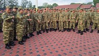 Hasan mengatakan kegiatan diawali dengan olahraga bersama. Olahraga dipimpin para pelatih dari Akmil Magelang.