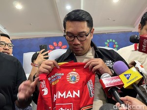 Sambangi USS 2024 di JCC, RK Beli 3 Jersey Persija dan Jaket Timnas