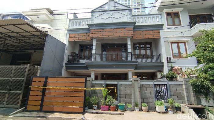 Rumah penemuan mayat dalam toren di Kelapa Gading