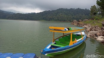 Tecno memasang kamera belakang utama berukuran 48 MP dengan sensor Sony IMX582. Foto: Rachmatunnisa/detikINET