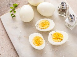 5 Makanan untuk Sahur selain Nasi yang Lebih Mengenyangkan dan Sehat