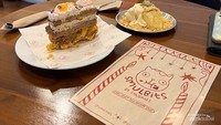 Peach Earl Gray Sheet Cake