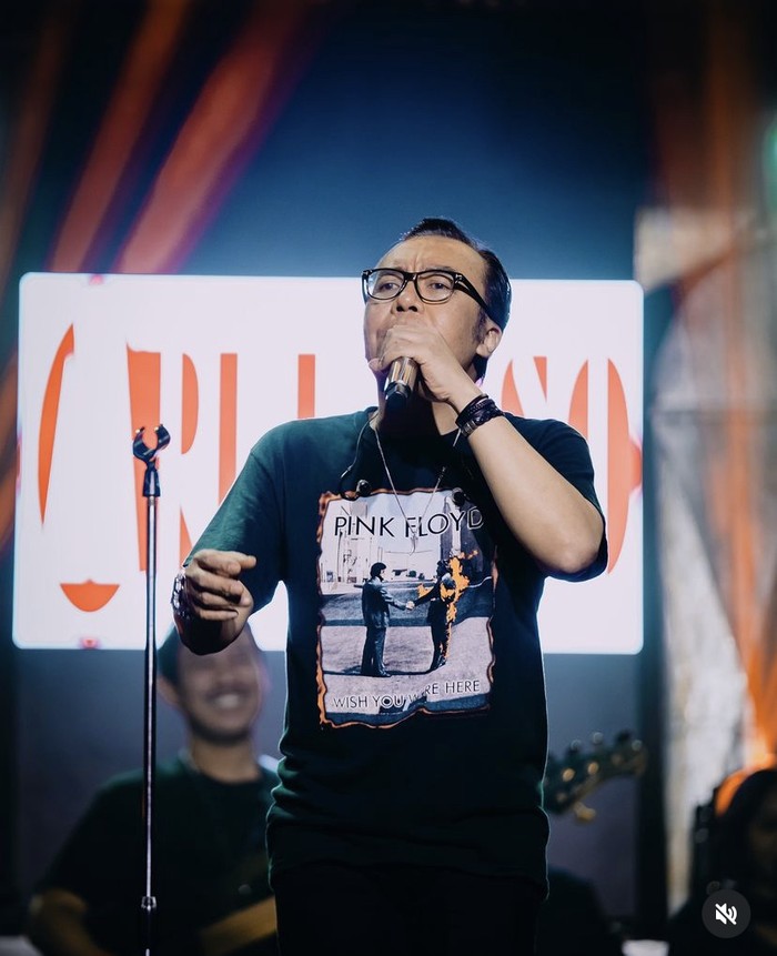 Ari Lasso Doyan Kulineran Nasi Pecel hingga Rujak Soto Ari Lasso Doyan Kulineran Nasi Pecel hingga Rujak Soto