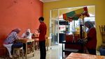 Maknyus! Bakso Wonogiri yang Kuahnya Berbumbu Bawang Putih