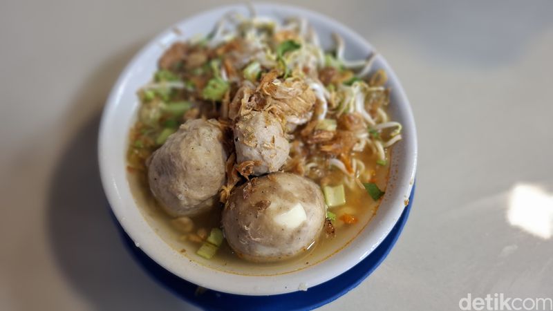 Bakso Sejak 1990an di Jalan Sabang Ini Habiskan 10 Kg Daging Sehari