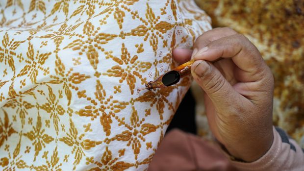 Batik nitik Yogyakarta.
