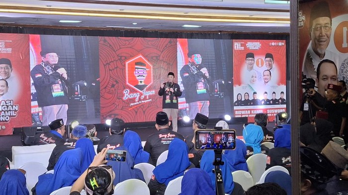 Cawagub Jakarta Suswono di acara relawan Bang Japar.