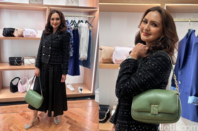 Aktris Donna Agnesia terlihat anggun dalam balutan blazer dan skirt hitam. Koleksi tas hijau Kate Spade Deco jadi fashion statement-nya. Tas tersebut memiliki desain minimalis dengan clasp berbentuk huruf K. Foto: dok. R Chairini Putong/Wolipop